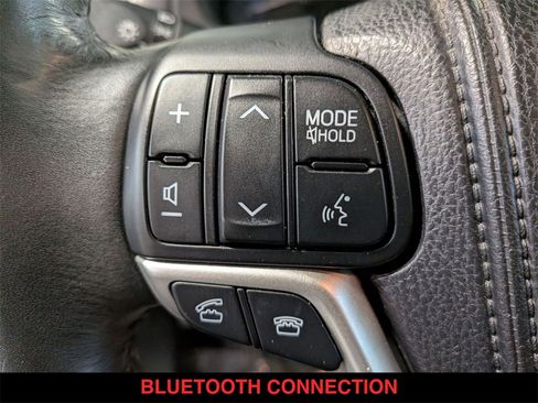 Used 2014 Toyota Highlander Limited image 8