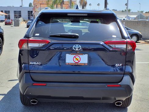 Certified 2024 Toyota RAV4 XLE FWD image 5