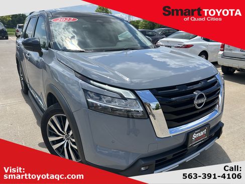 Used 2022 Nissan Pathfinder Platinum w/ Cargo Package AWD/4WD image 1