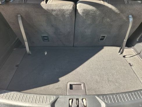 Used 2022 Ford Explorer XLT RWD image 31