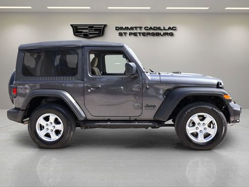 Used 2022 Jeep Wrangler Sport S image 6