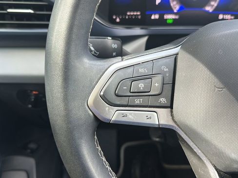 Used 2023 Volkswagen Taos SE image 26