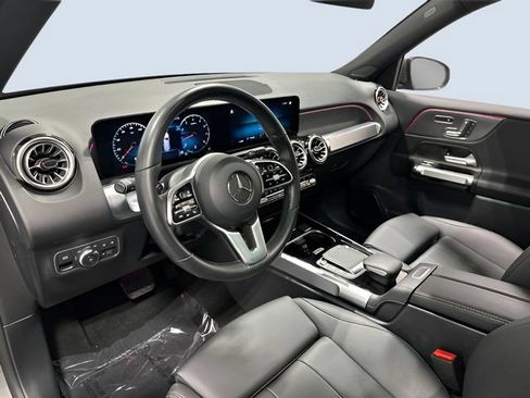 Certified 2023 Mercedes-Benz GLB 250 4MATIC image 13