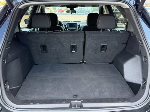 Used 2023 Chevrolet Equinox LT w/ Driver Convenience Package image 38