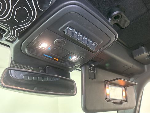 Used 2024 Ford Bronco Big Bend image 42