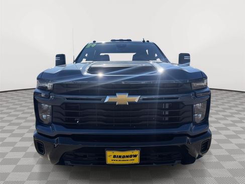 Used 2024 Chevrolet Silverado 2500 Custom w/ Custom Convenience Package AWD/4WD image 6