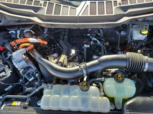 Used 2024 Ford F150 XLT w/ Mobile Office Package image 13