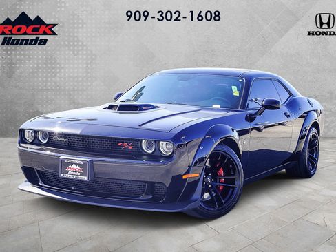 Used 2021 Dodge Challenger R/T Scat Pack image 1