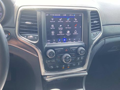 Used 2018 Jeep Grand Cherokee High Altitude image 23