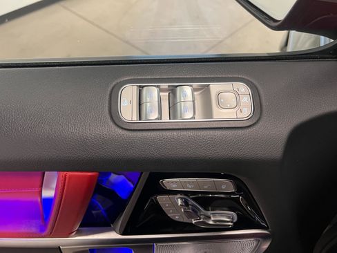 Used 2021 Mercedes-Benz G 63 AMG 4MATIC w/ Seat Comfort Package image 25