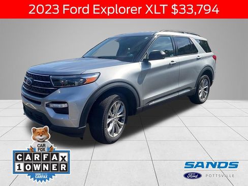 Certified 2023 Ford Explorer XLT w/ Equipment Group 202A AWD/4WD image 1