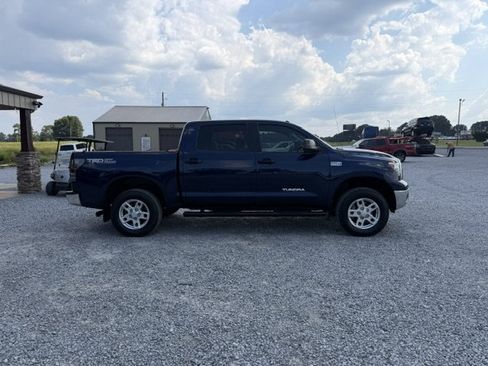 Used 2012 Toyota Tundra 4x4 CrewMax w/ Tow Pkg image 5