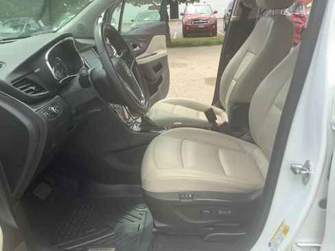 Used 2017 Buick Encore Essence FWD image 15