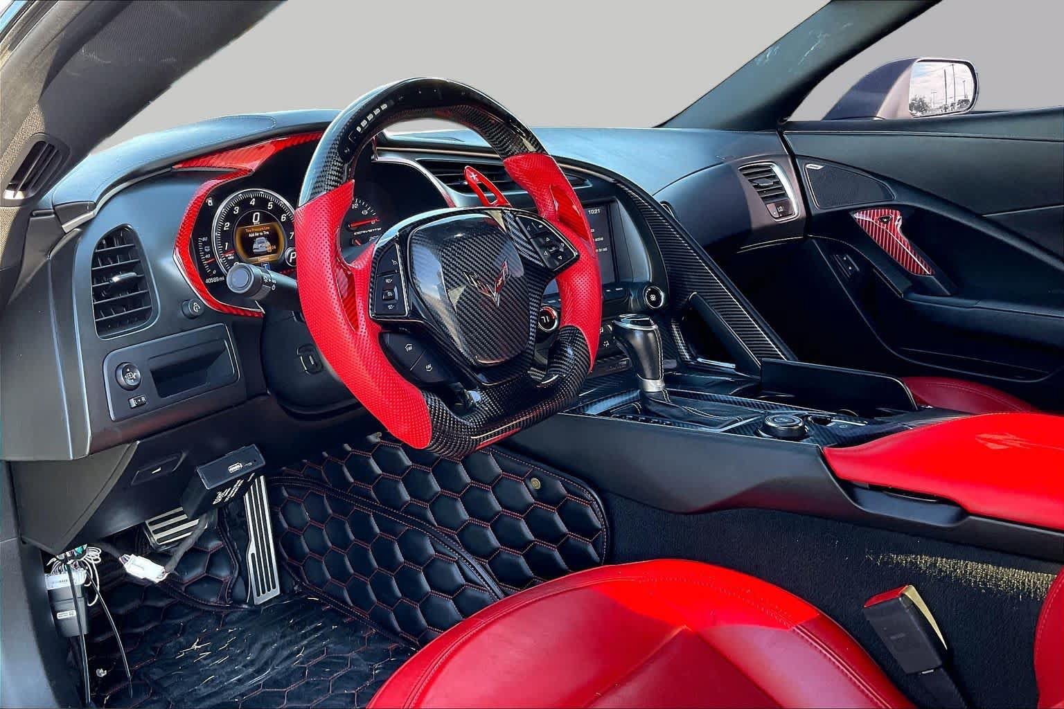 Used 2019 Chevrolet Corvette Stingray Coupe w/ 1LT RWD image 15