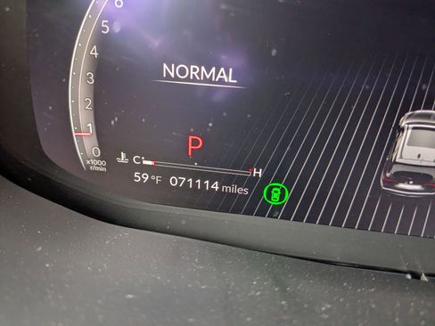 Used 2023 Acura MDX A-Spec image 17