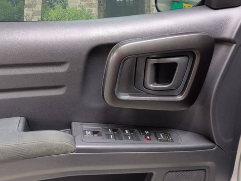 Used 2014 Honda Ridgeline Sport image 8