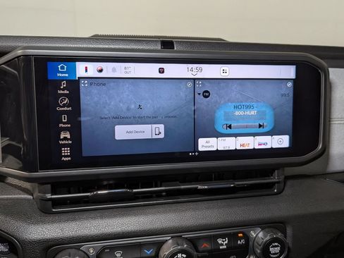 Used 2024 Jeep Gladiator Sport AWD/4WD image 36