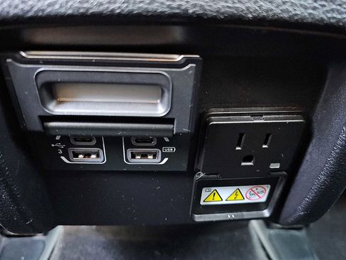 Used 2020 Jeep Cherokee Limited w/ Trailer Tow Group image 16