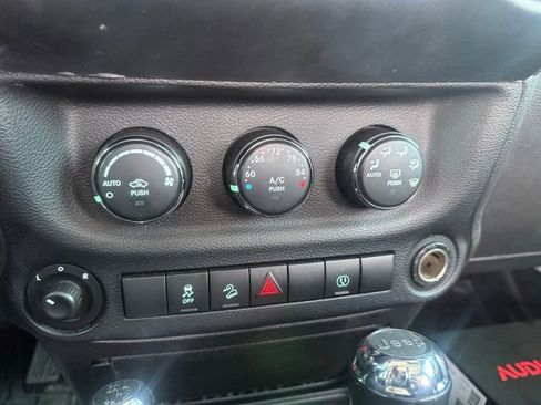 Used 2014 Jeep Wrangler Sahara w/ Trailer Tow Group AWD/4WD image 22