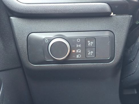 Used 2020 Ford Escape SE FWD image 27