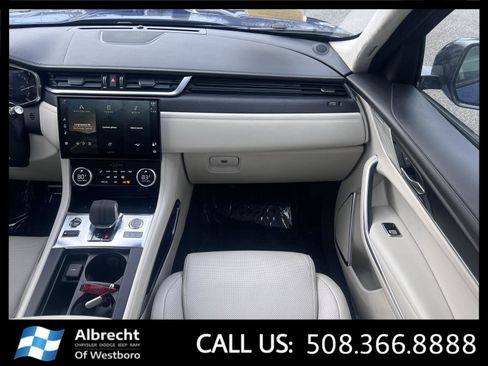 Used 2023 Jaguar F-PACE S image 23