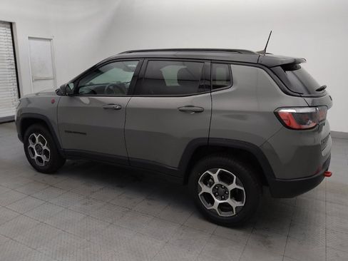 Used 2022 Jeep Compass Trailhawk w/ Trailhawk Convenience Group AWD/4WD image 3