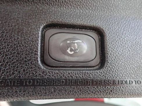 Used 2018 Ford Explorer Sport w/ Equipment Group 401A AWD/4WD image 9