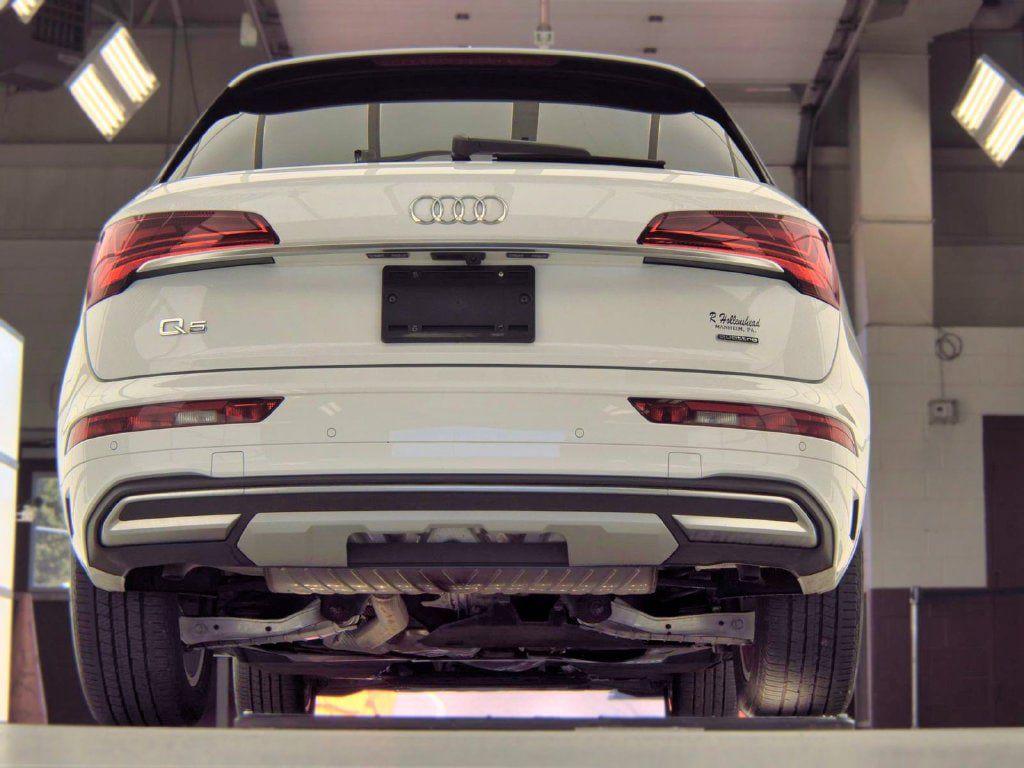 Used 2021 Audi Q5 2.0T Premium AWD/4WD image 9