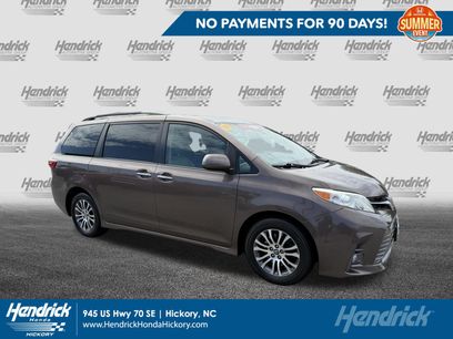 Used 2019 Toyota Sienna XLE