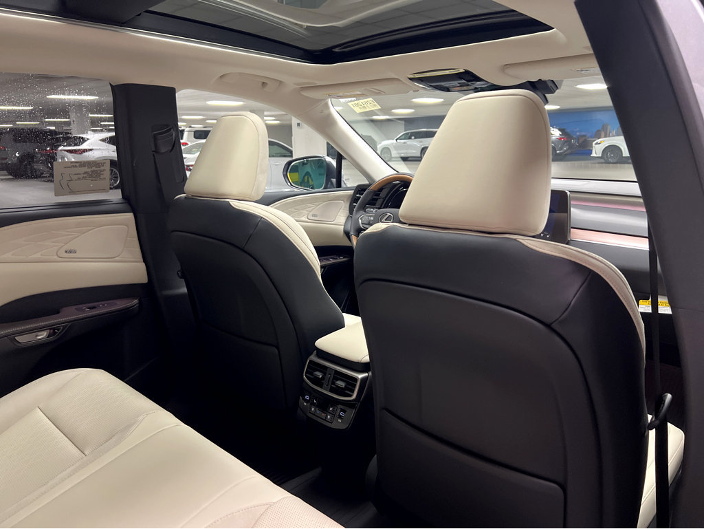 New 2026 Lexus RX 350 AWD image 22