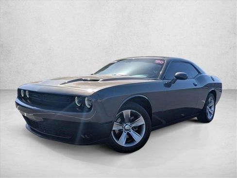 Used 2020 Dodge Challenger SXT RWD image 1