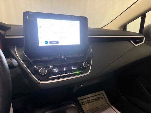 Used 2023 Toyota Corolla LE image 33