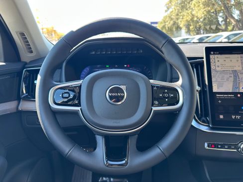 New 2026 Volvo XC90 B5 Plus image 15