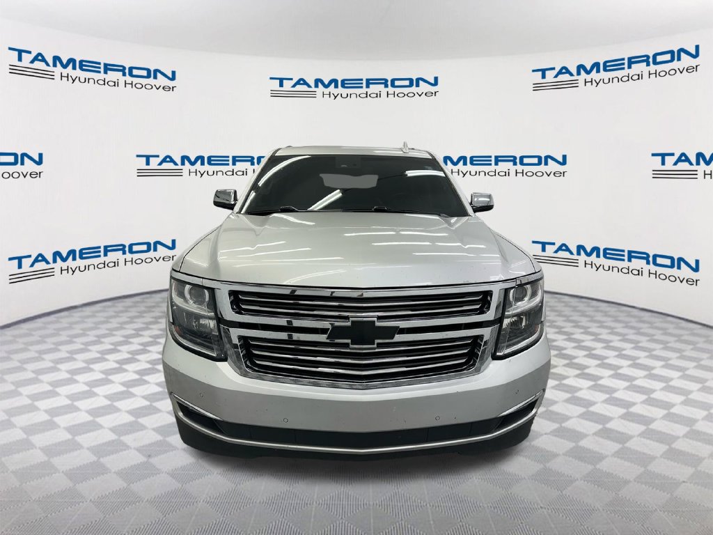 Used 2017 Chevrolet Suburban Premier w/ Max Trailering Package AWD/4WD image 8