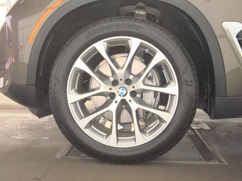 Used 2026 BMW X5 xDrive40i w/ Executive Package AWD/4WD image 10