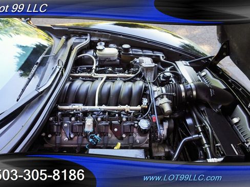 Used 2005 Chevrolet Corvette Coupe w/ Preferred Equipment Group RWD image 16