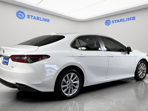 Used 2023 Toyota Camry LE FWD image 9
