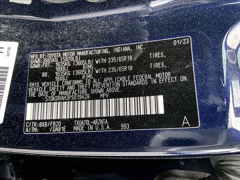 Used 2023 Toyota Highlander LE FWD image 36