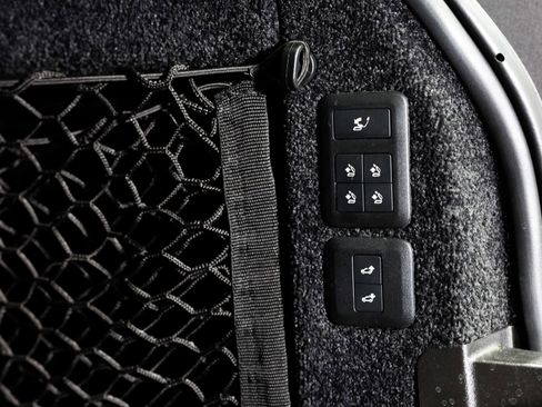 Used 2021 Land Rover Range Rover SV Autobiography Dynamic image 33