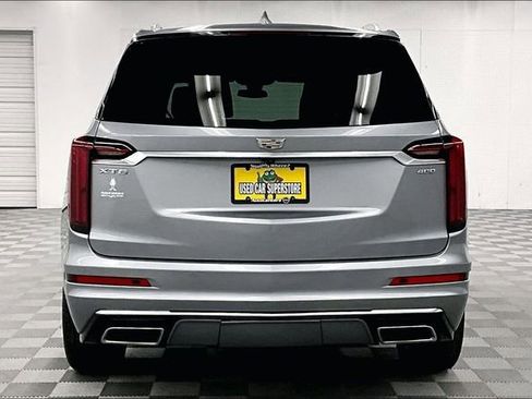Used 2025 Cadillac XT6 Premium Luxury image 5