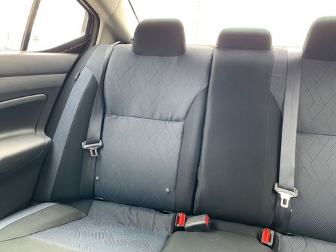 Used 2025 Nissan Versa SV image 37