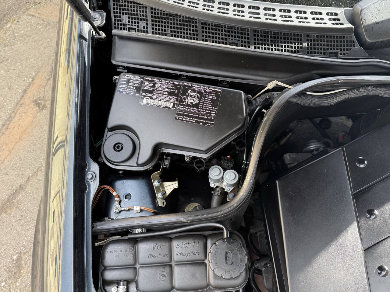 Used 2000 Mercedes-Benz CLK 430 Cabriolet image 36