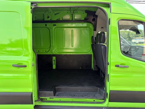 Used 2024 Ford Transit 350 148 High Roof Extended RWD image 31