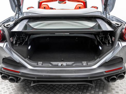 Certified 2019 Ferrari Portofino RWD image 40