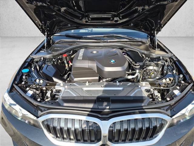 Used 2025 BMW 330i Sedan w/ Convenience Package RWD image 24