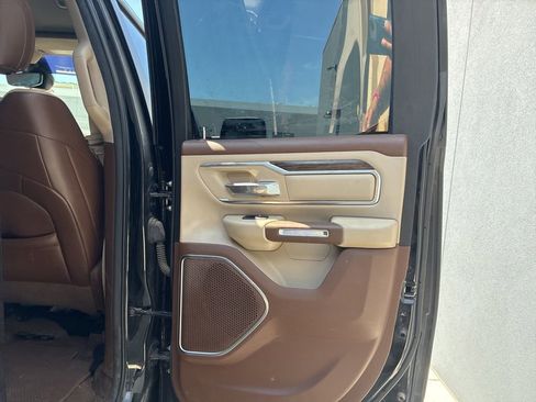 Used 2020 RAM 1500 Laramie AWD/4WD image 9