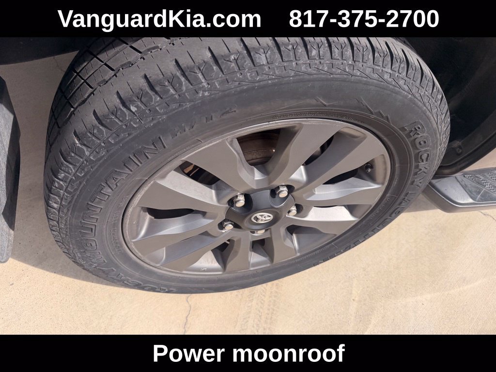 Used 2015 Toyota Sequoia Limited AWD/4WD image 10