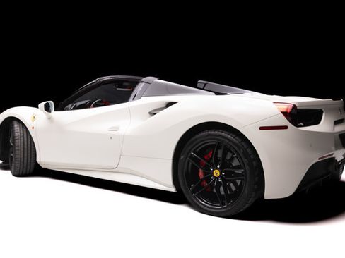 Used 2017 Ferrari 488 Spider RWD image 23