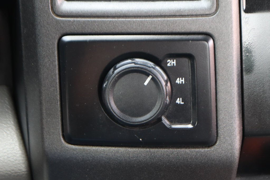 Used 2020 Ford F550 4x4 Regular Cab Super Duty image 33