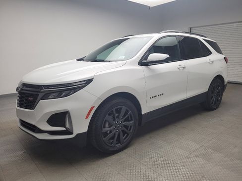 Used 2022 Chevrolet Equinox RS image 2